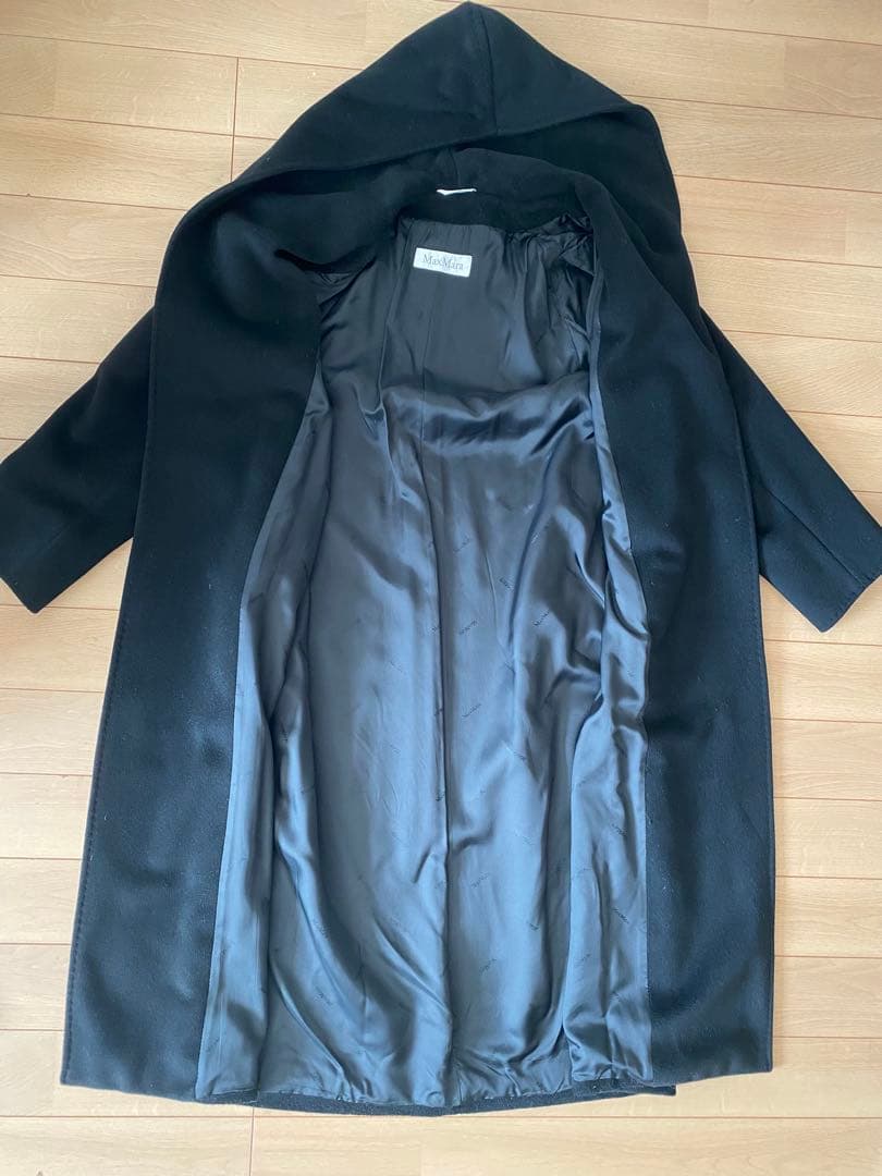 MaxMaraブラック フード付き ロングコート