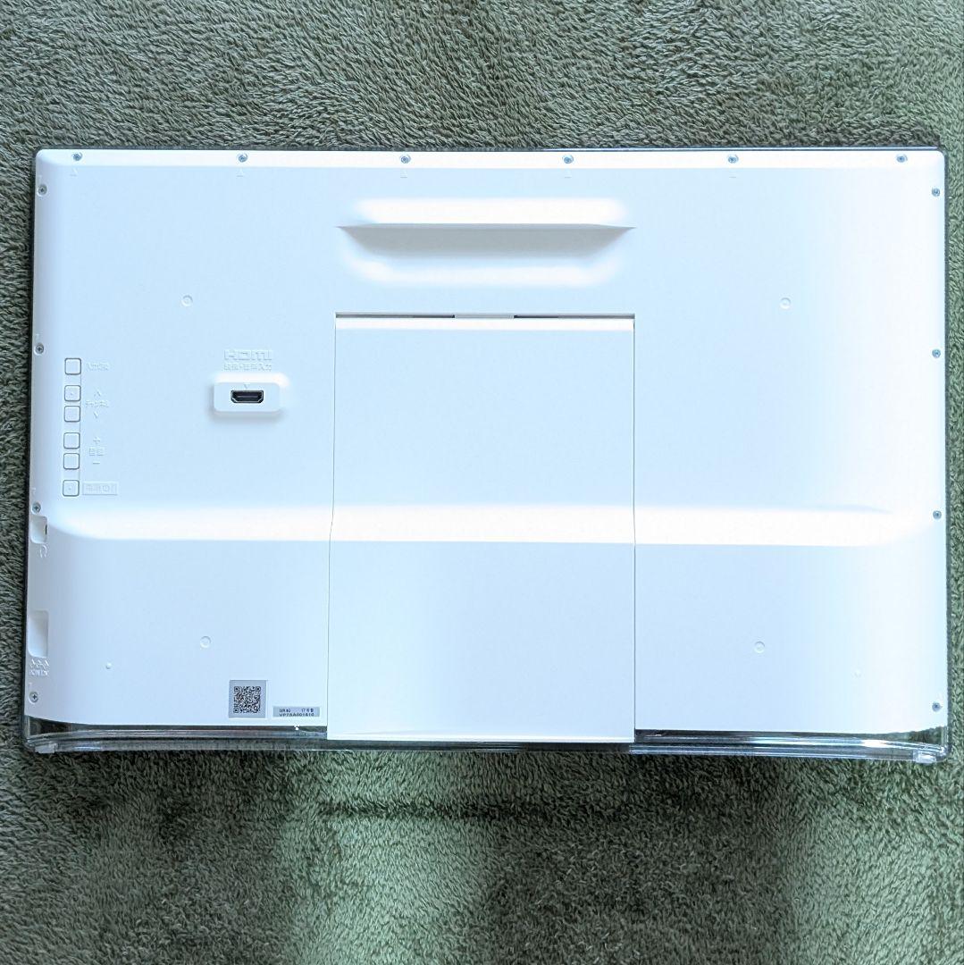 Panasonic 19インチ プライベートビエラ UN-19F7D 液晶テレビ