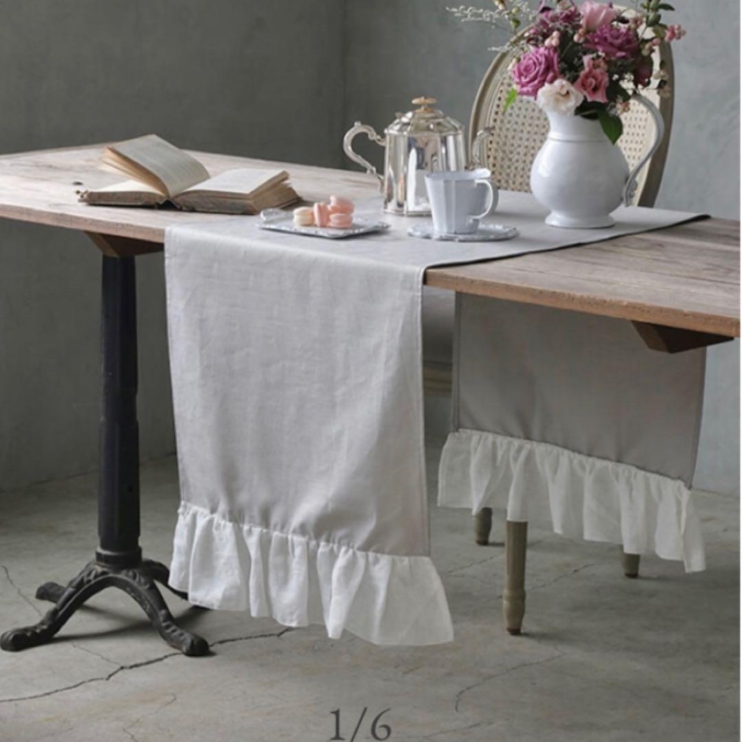 テーブルランナー　ボルゴデレトヴァーリェ　サラグレース　ライトグレー