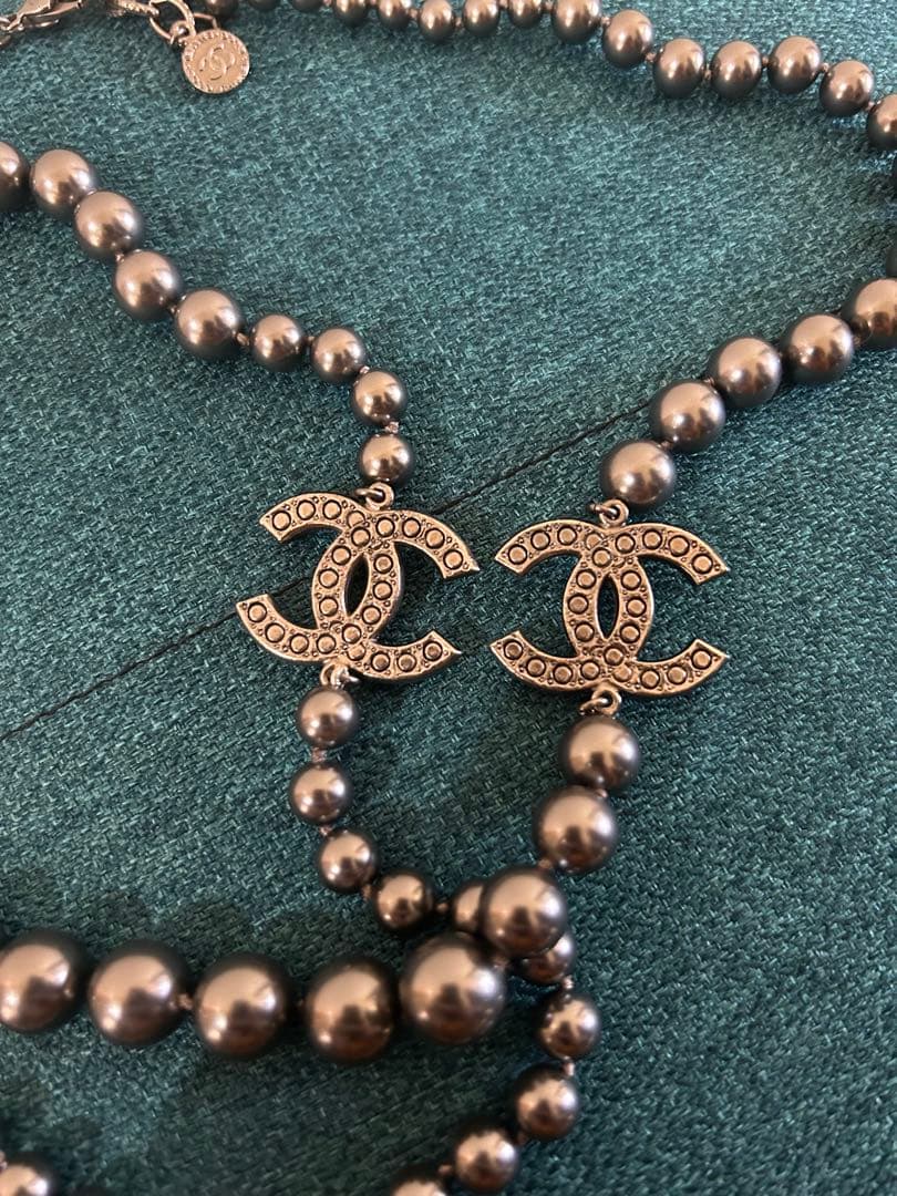 シャネル　ブラックパールネックレス