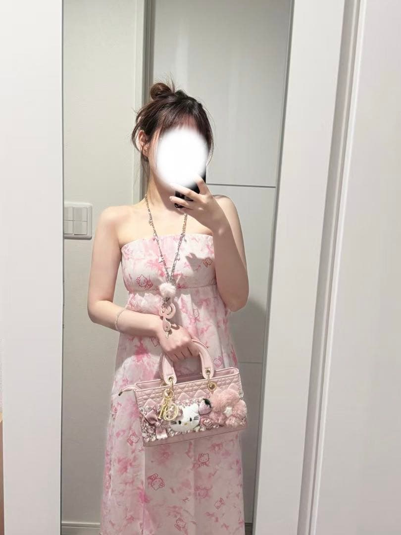 ハンドメイド　新品　ハローキティバッグ　カバン　キラキラストーン