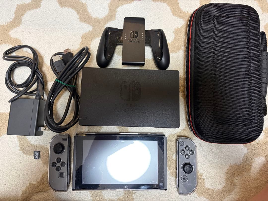 Switch Nintendo Switch 本体 ケース、カバー付き