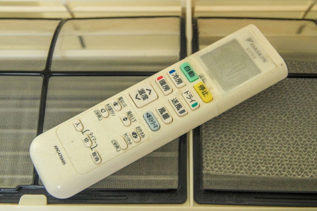 ダイキン ルームエアコン（S40YTEP-W） 壁掛形 シングル 14畳程度