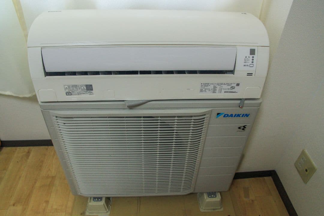 ダイキン ルームエアコン（S40YTEP-W） 壁掛形 シングル 14畳程度