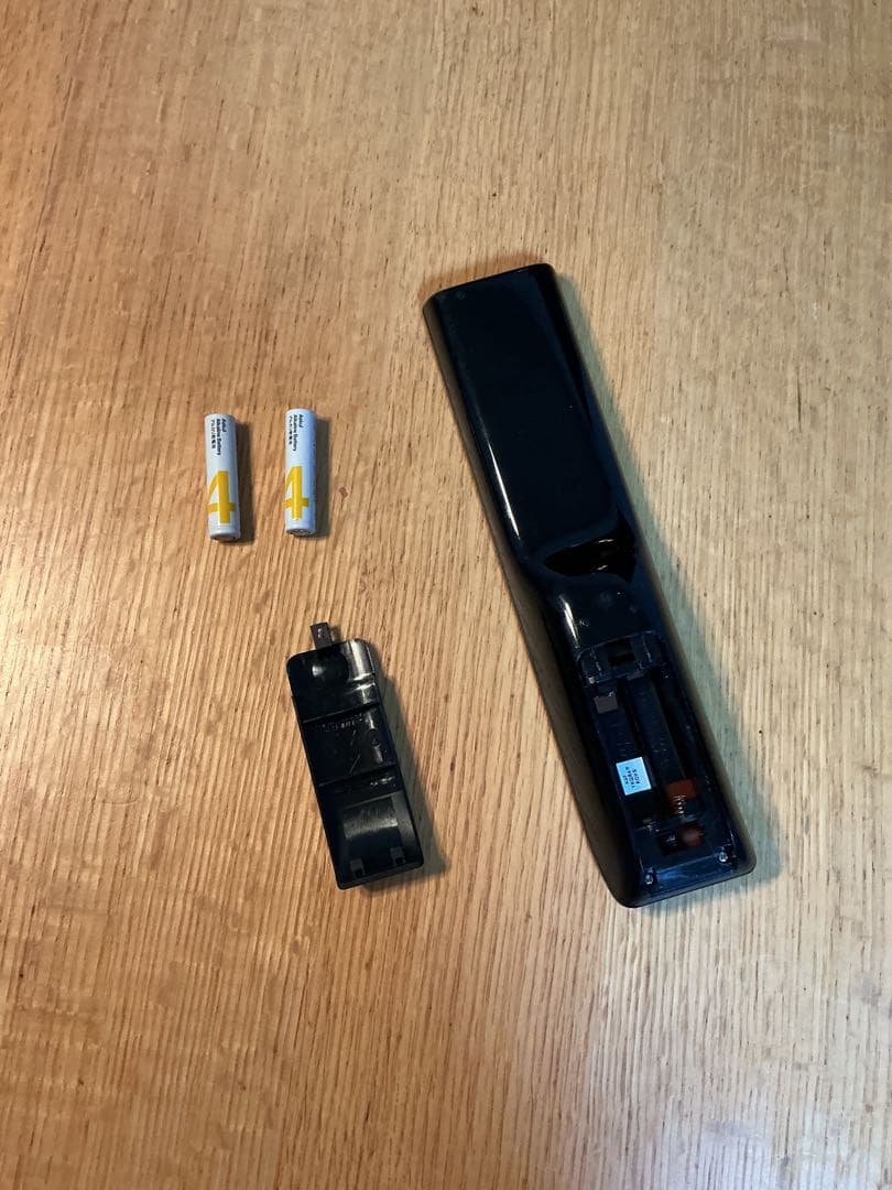 ☆美品　ハイセンス32型液晶テレビHS32K220 おまけあり　送料無料！