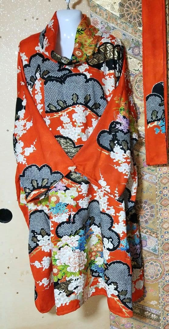 着物リメイク振袖　豪華金彩絞り華花爛漫ワンピース