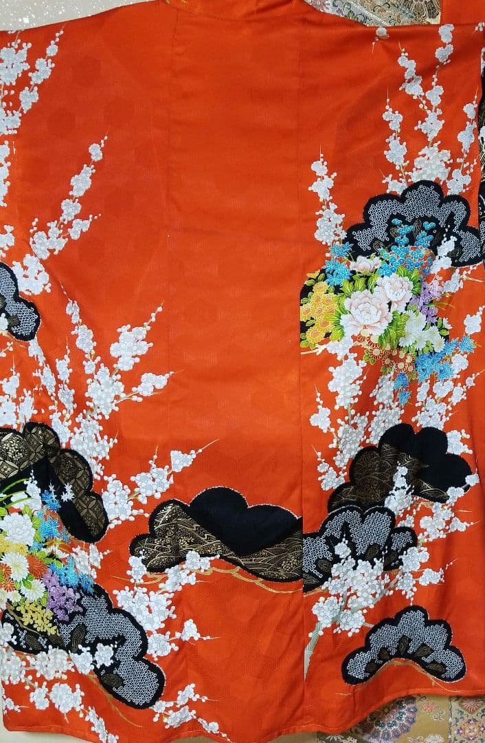 着物リメイク振袖　豪華金彩絞り華花爛漫ワンピース