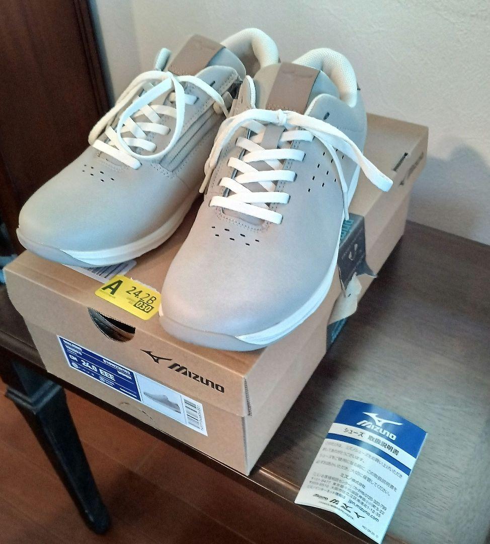 【値下】ミズノYOUDOユウドウ Ⅱ ウォーキングシューズ 24cm 膝負担軽減