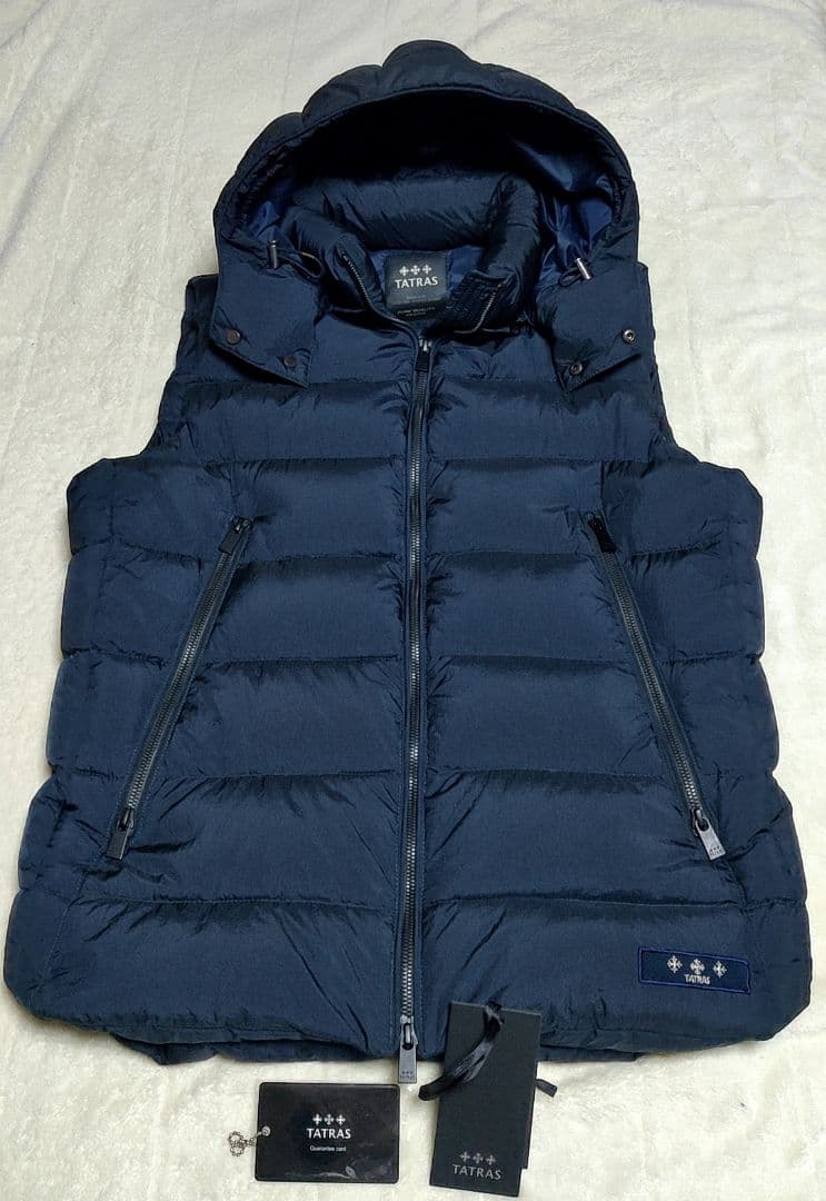 【美品】TATRAS タトラス フード付きダウンベスト ネイビー サイズ4