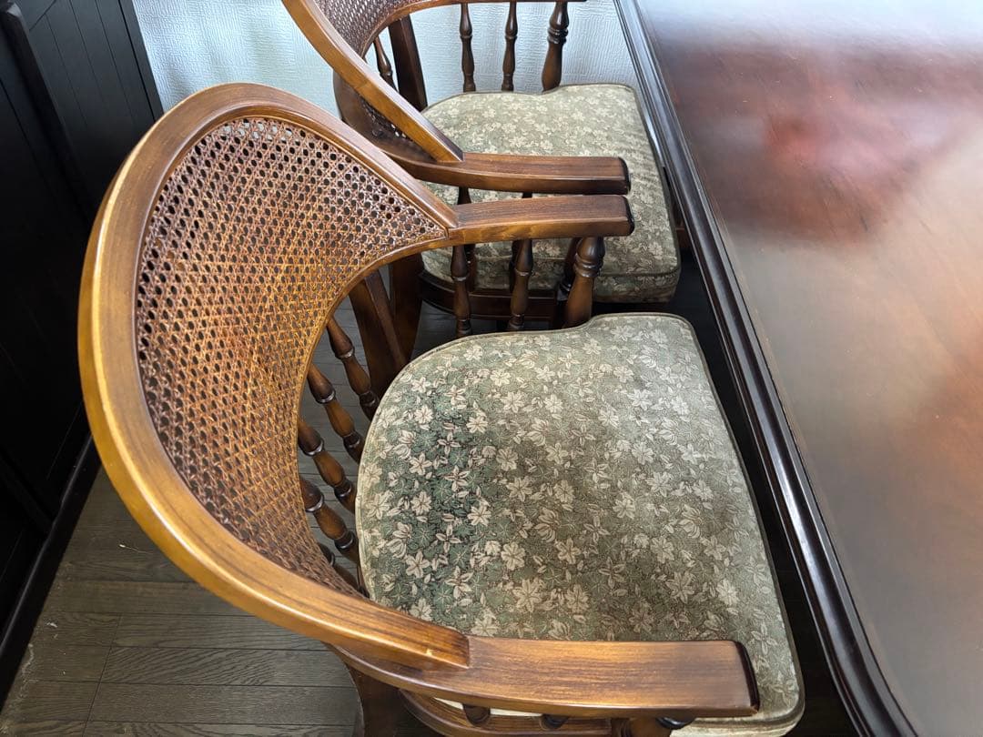 【アミーゴ】karimoku ダイニングチェア④