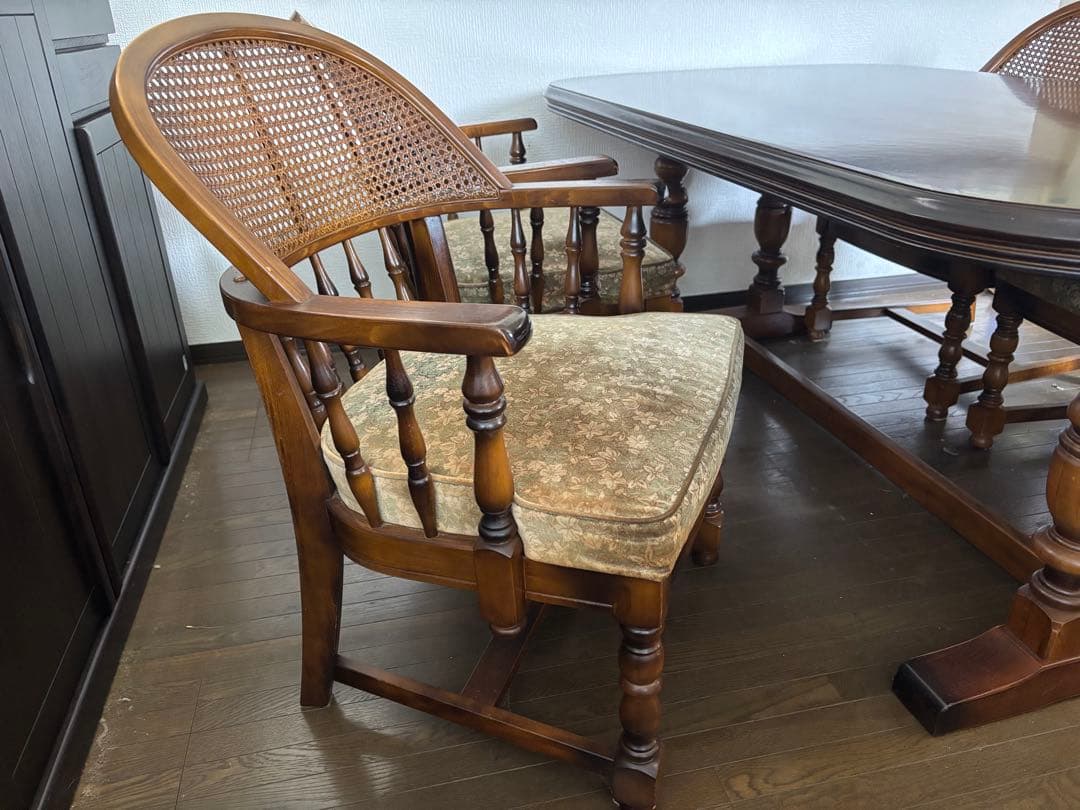 【アミーゴ】karimoku ダイニングチェア④