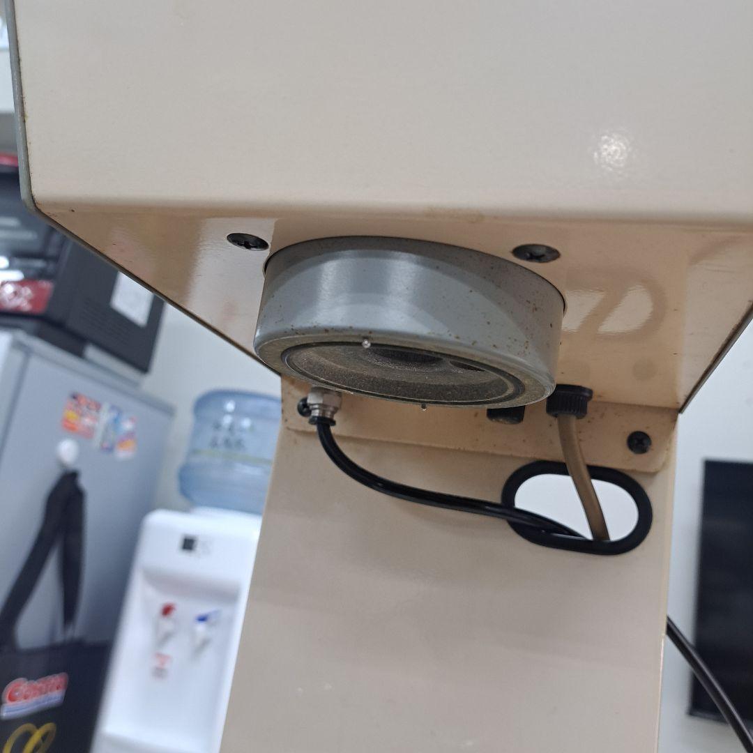 歯科技工　モリタ　バキュームミキサー　真空撹拌機　カップ付属　壁掛け可能