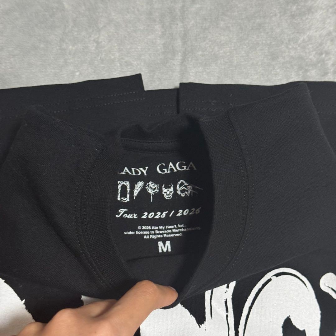 レディ　ガガ　tシャツ　グッズ　ENGLISH DATE BACK SS TEE