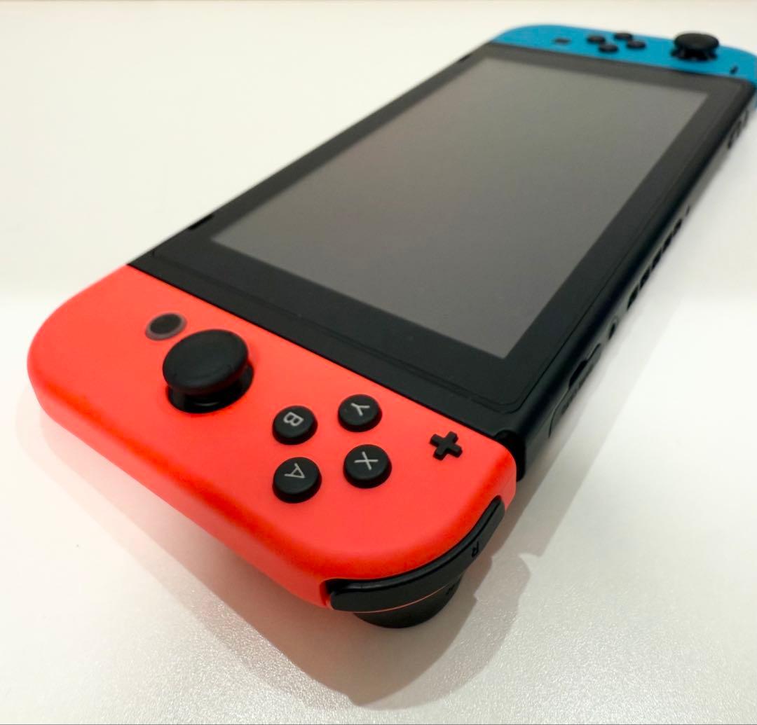 Nintendo Switch 本体 青/赤