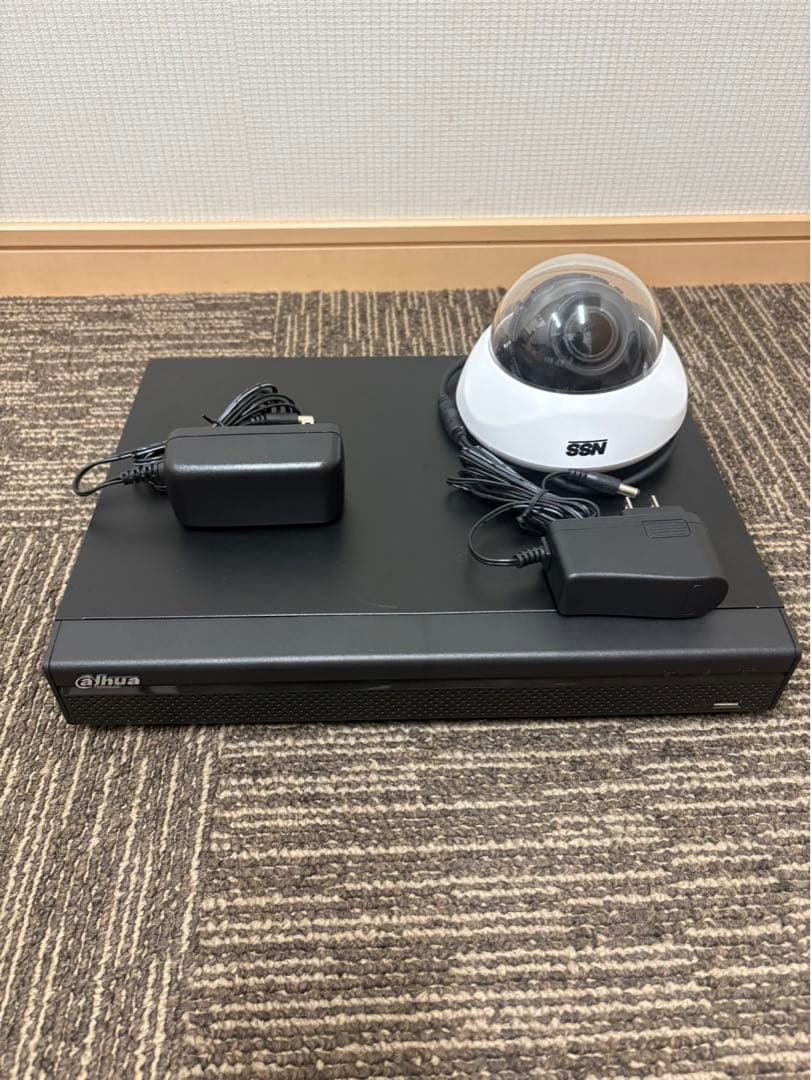 ■【中古品】Dahua製デジタルビデオレコーダー+NSS製AHDカメラ1台セット