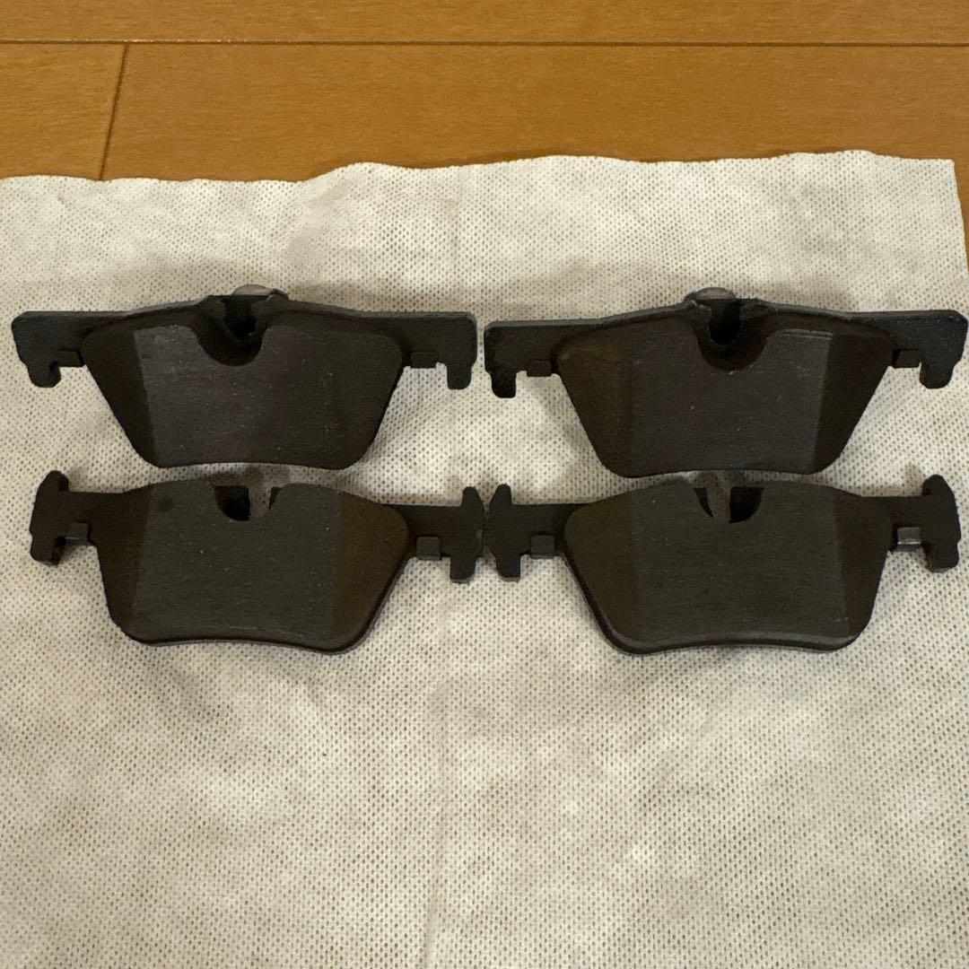  F30純正ブレーキパッド フロント／リアセット！厚みたっぷり♫