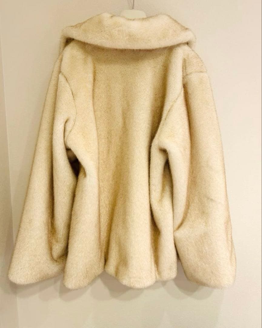 ダズリン　ビットミドルミンクライクファーコート オフホワイト