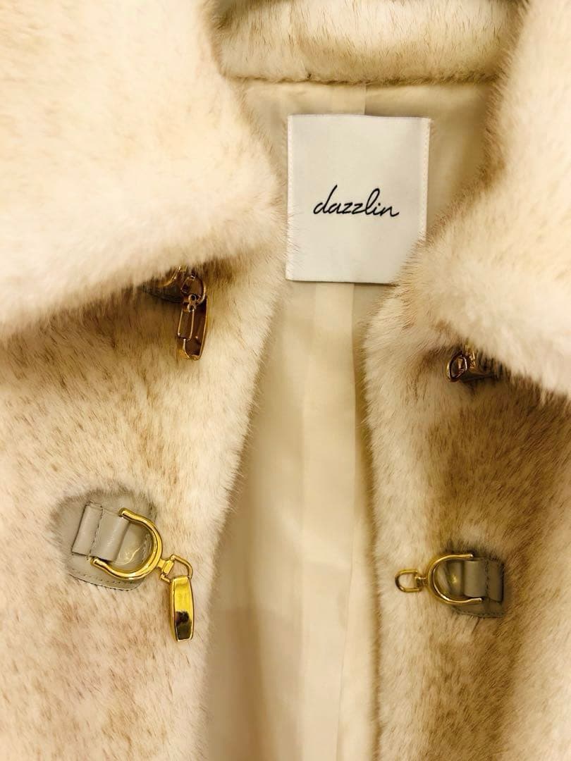 ダズリン　ビットミドルミンクライクファーコート オフホワイト