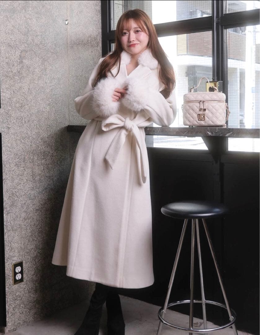 LIP SERVICE LADYライクファーカラーロングコート