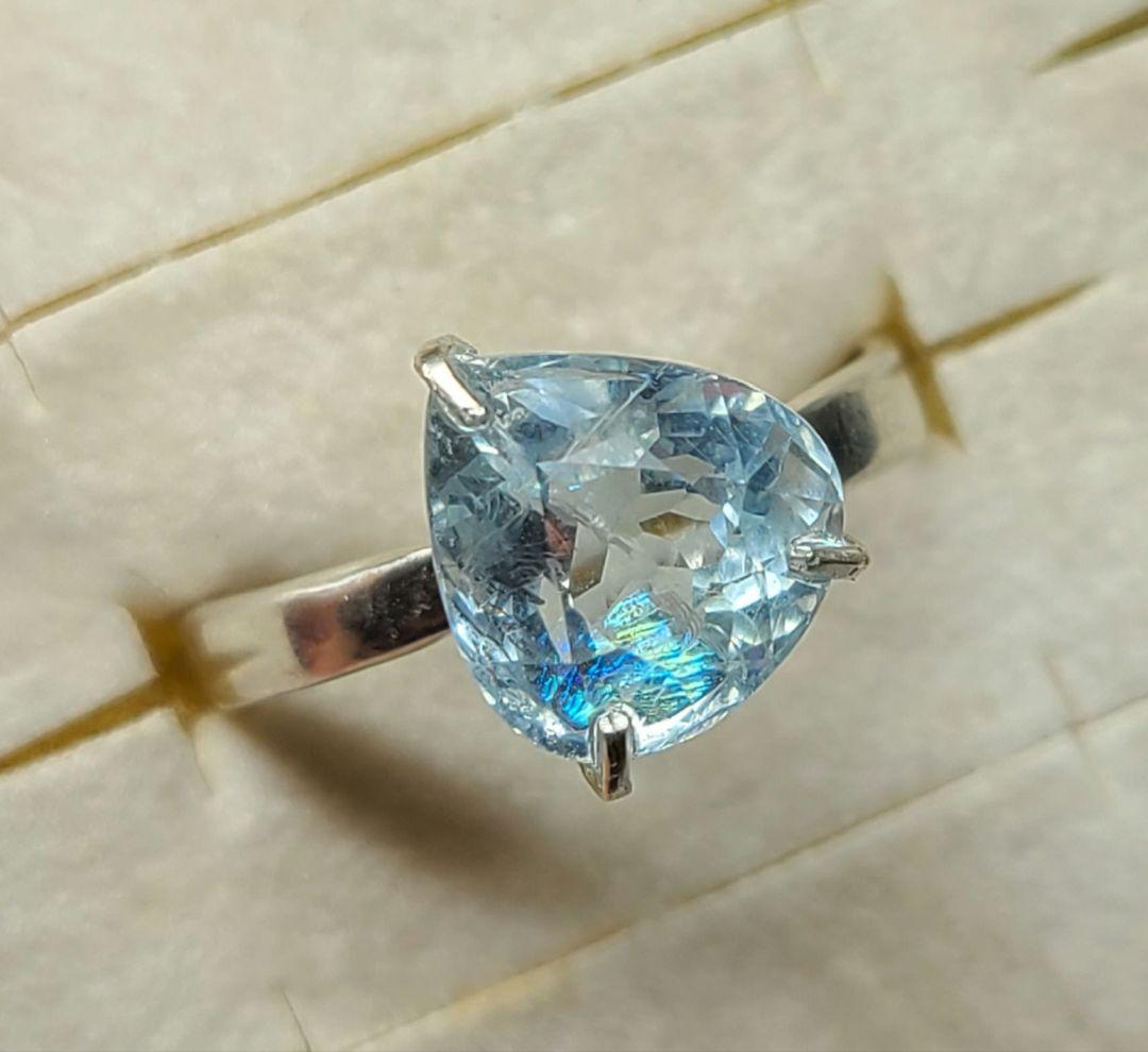 ☆★☆レインボー★非加熱アクアマリンレインボーインクルージョン入り★