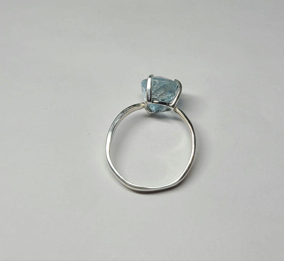 ☆★☆レインボー★非加熱アクアマリンレインボーインクルージョン入り★