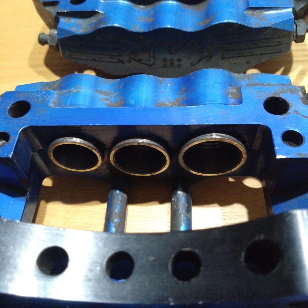 ローバーミニ用KAD 6ポッドブレーキキャリパー