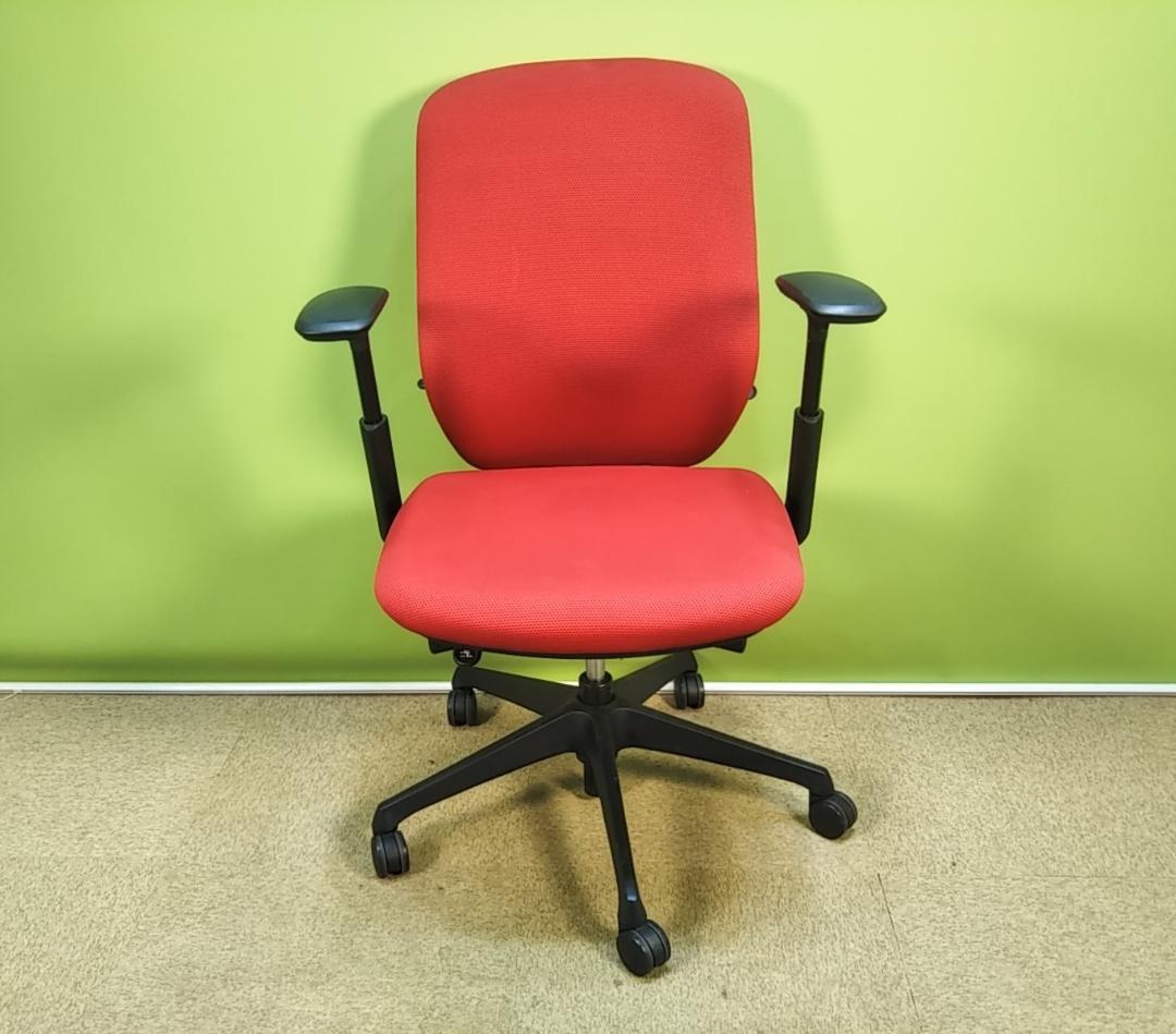 zw　オカムラ　シルフィーチェア　前傾機能　ハイバック　クッションタイプ 中古