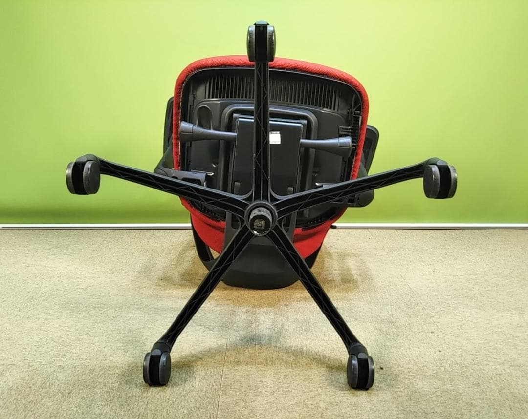 zw　オカムラ　シルフィーチェア　前傾機能　ハイバック　クッションタイプ 中古