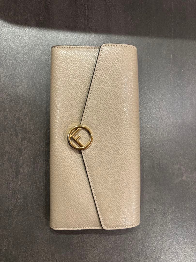 FENDI コンチネンタル長財布　ベージュ