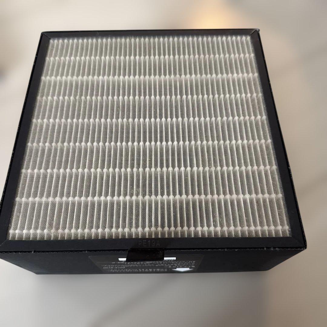 【美品】BALMUDA 空気清浄機 タワー型 グレー