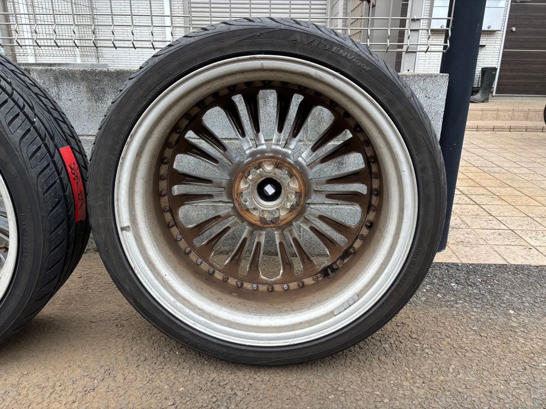 タイヤ・ホイール Bell Detail