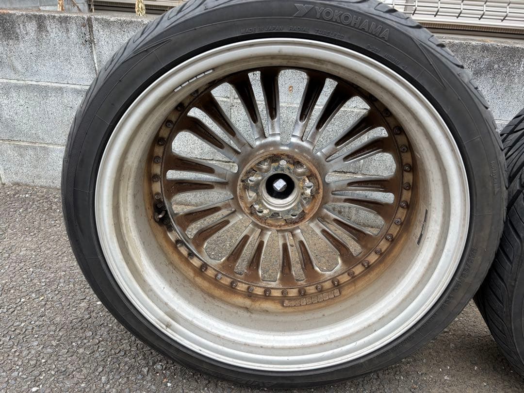 タイヤ・ホイール Bell Detail