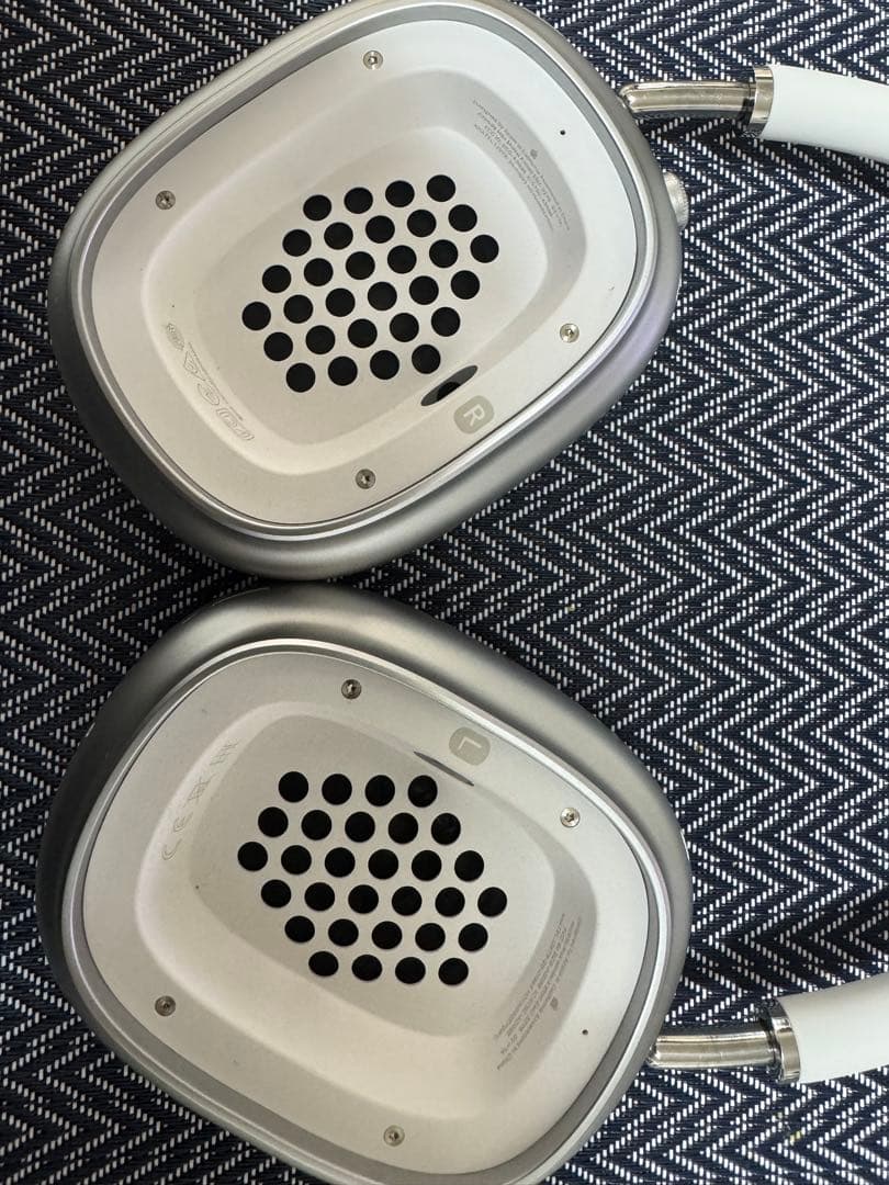 AirPods Max シルバー 本体 ケース付き　Lightning充電