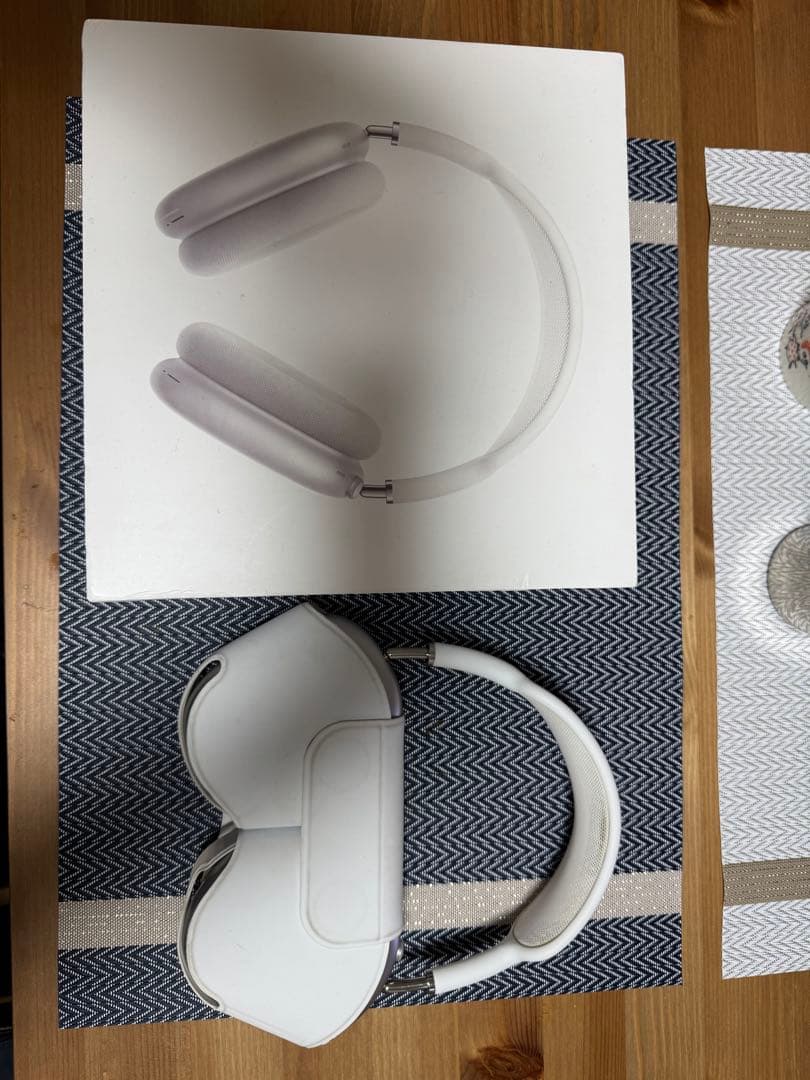 AirPods Max シルバー 本体 ケース付き　Lightning充電