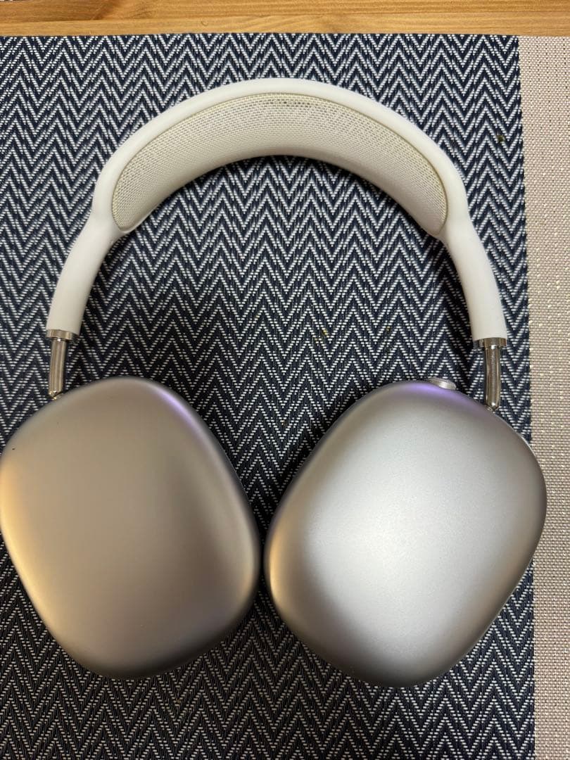 AirPods Max シルバー 本体 ケース付き　Lightning充電