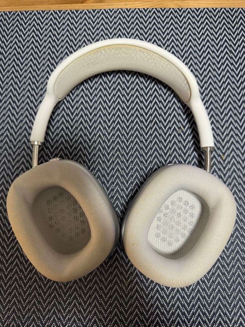 AirPods Max シルバー 本体 ケース付き　Lightning充電