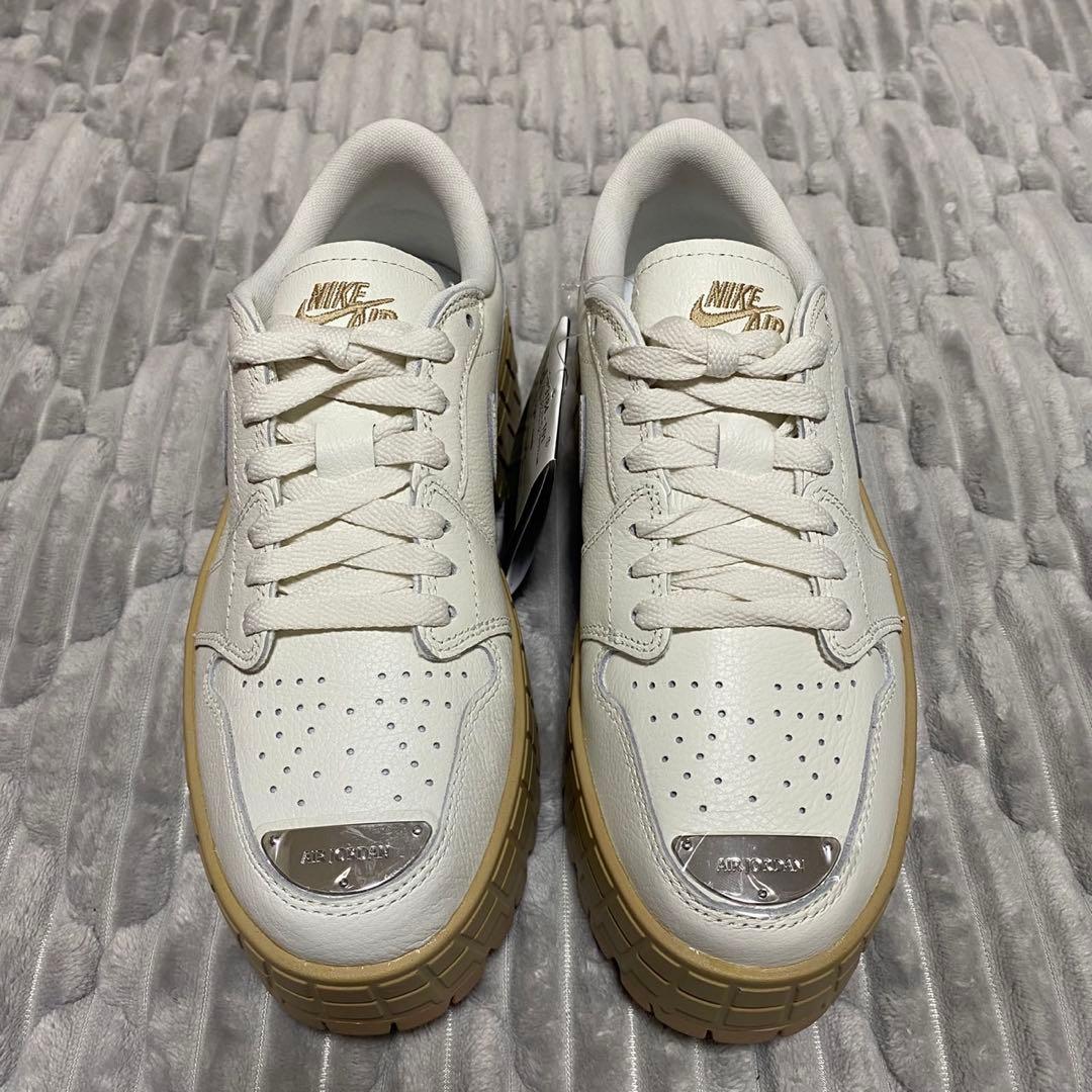 新品ナイキ ウィメンズ エアジョーダン 1 ブルックリン ロー 25.0㎝