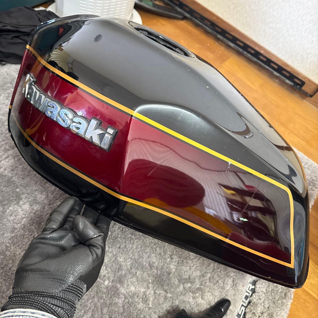 zrx400 タンク　Kawasaki ベース