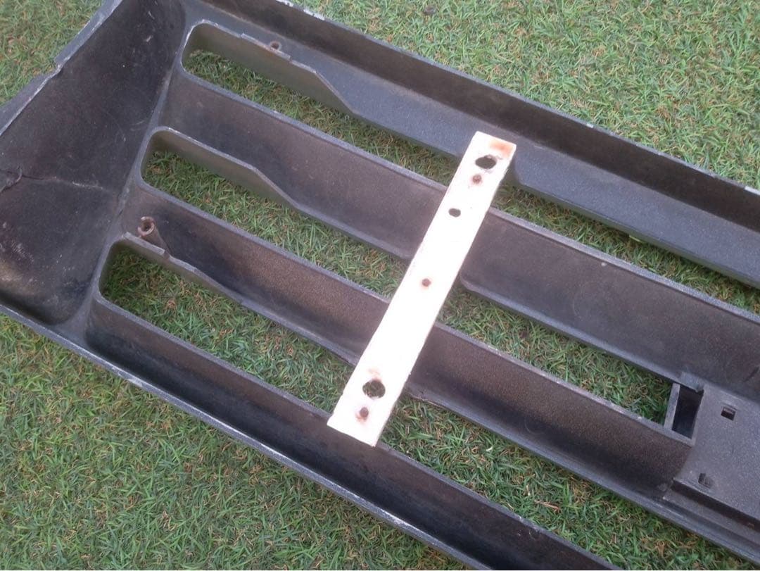 スズキ SJ410 ジムニー KATANA 純正角目グリル シルバー