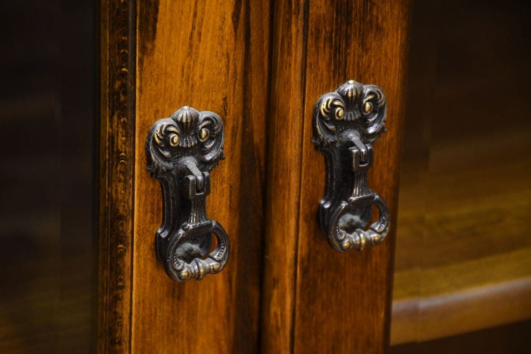 EGK37 カリモク コロニアルシリーズ キャビネット サイドボード ガラス