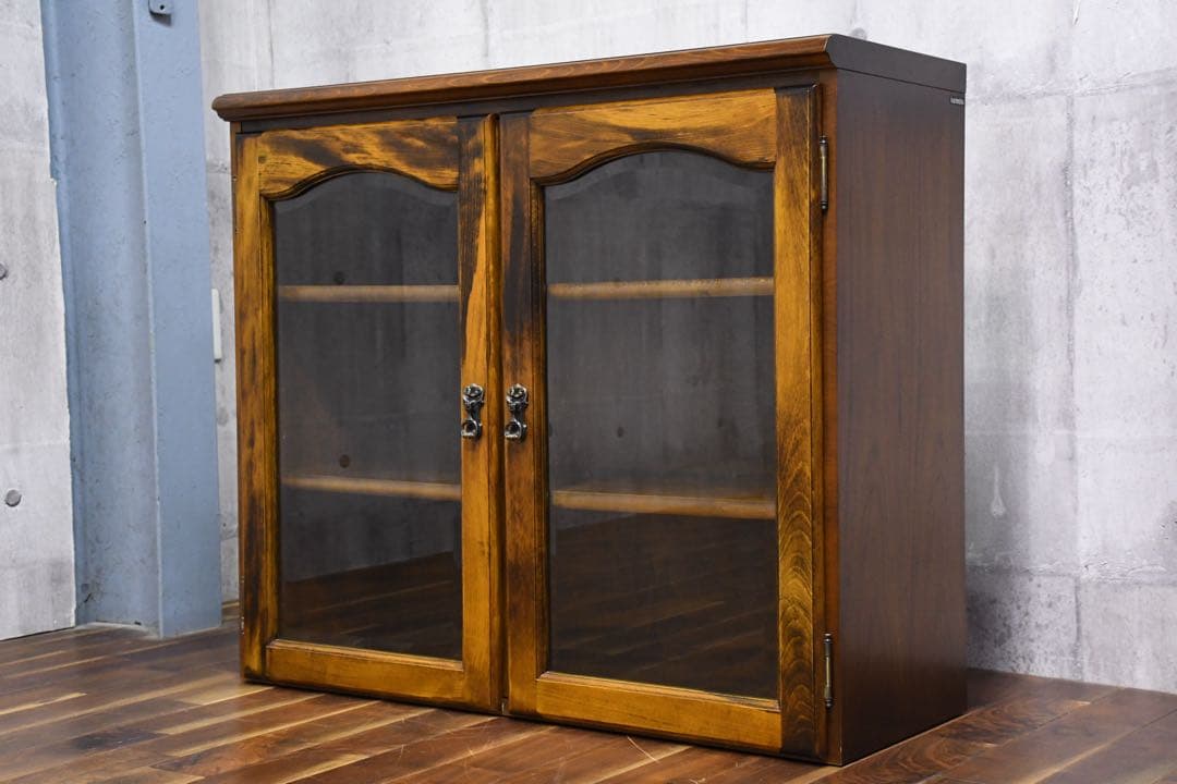 EGK37 カリモク コロニアルシリーズ キャビネット サイドボード ガラス