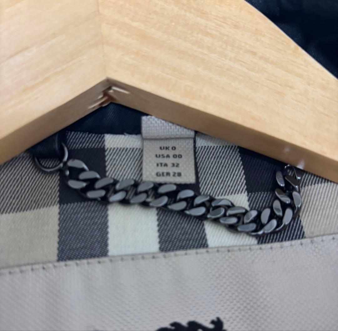 バーバリー　BURBERRY トレンチコート