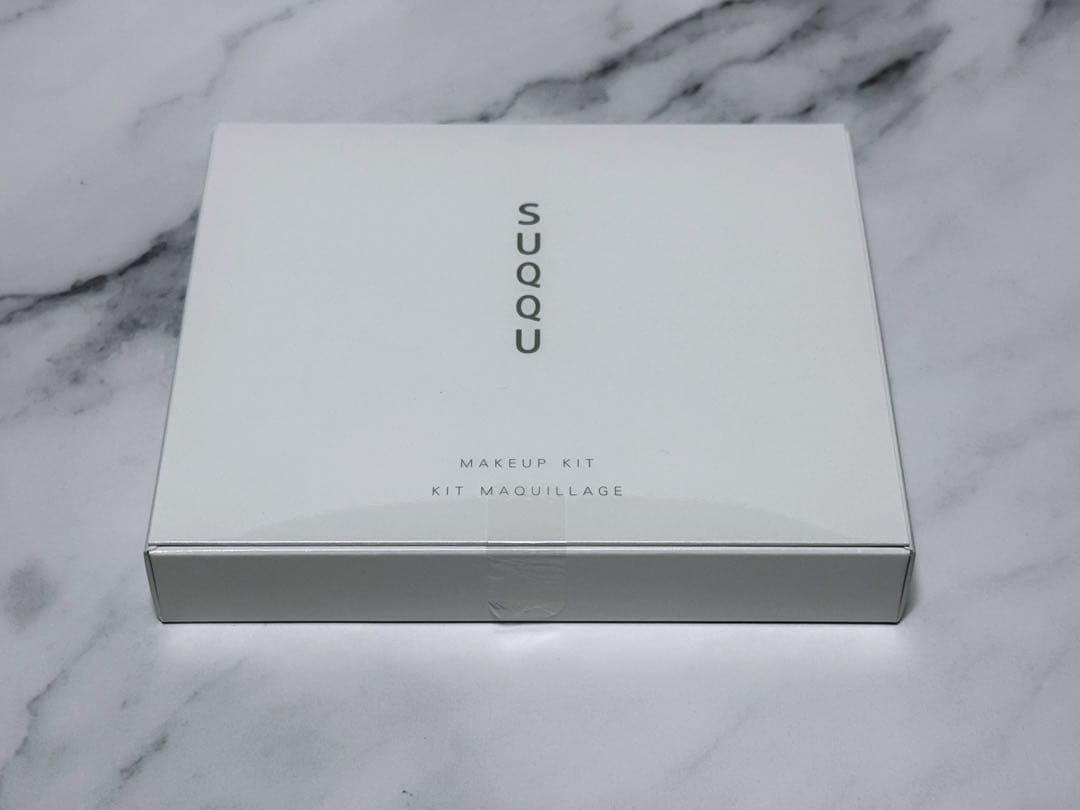 SUQQU メイクアップ キット　光飾 (2025 ホリデー コレクション)