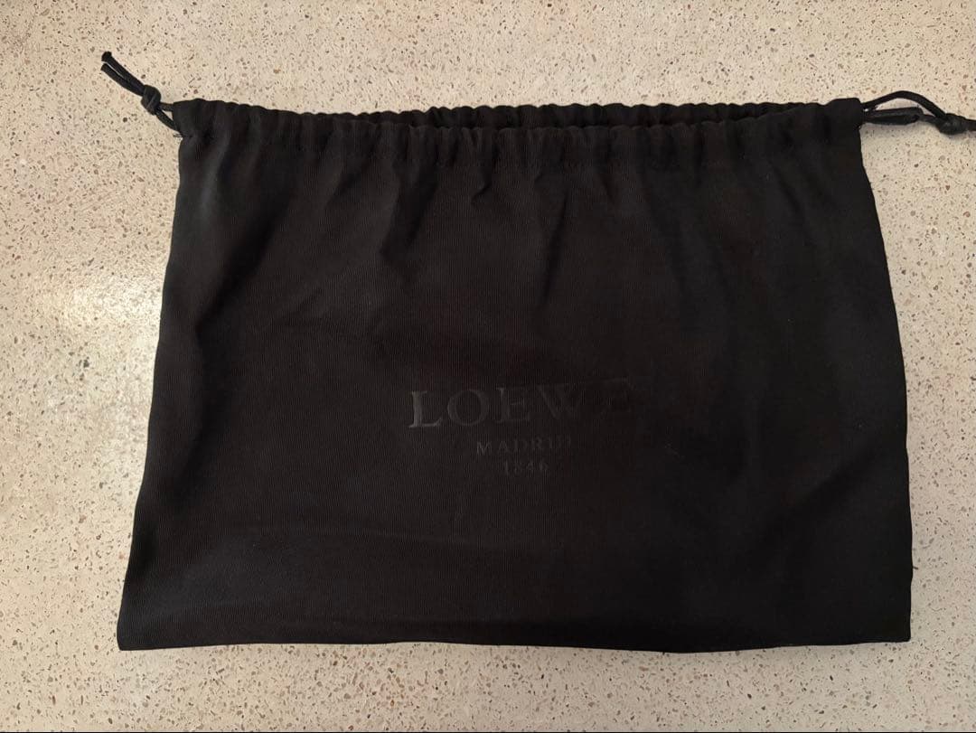 LOEWE ロエベ ノット レザー チェーンウォレット 長財布