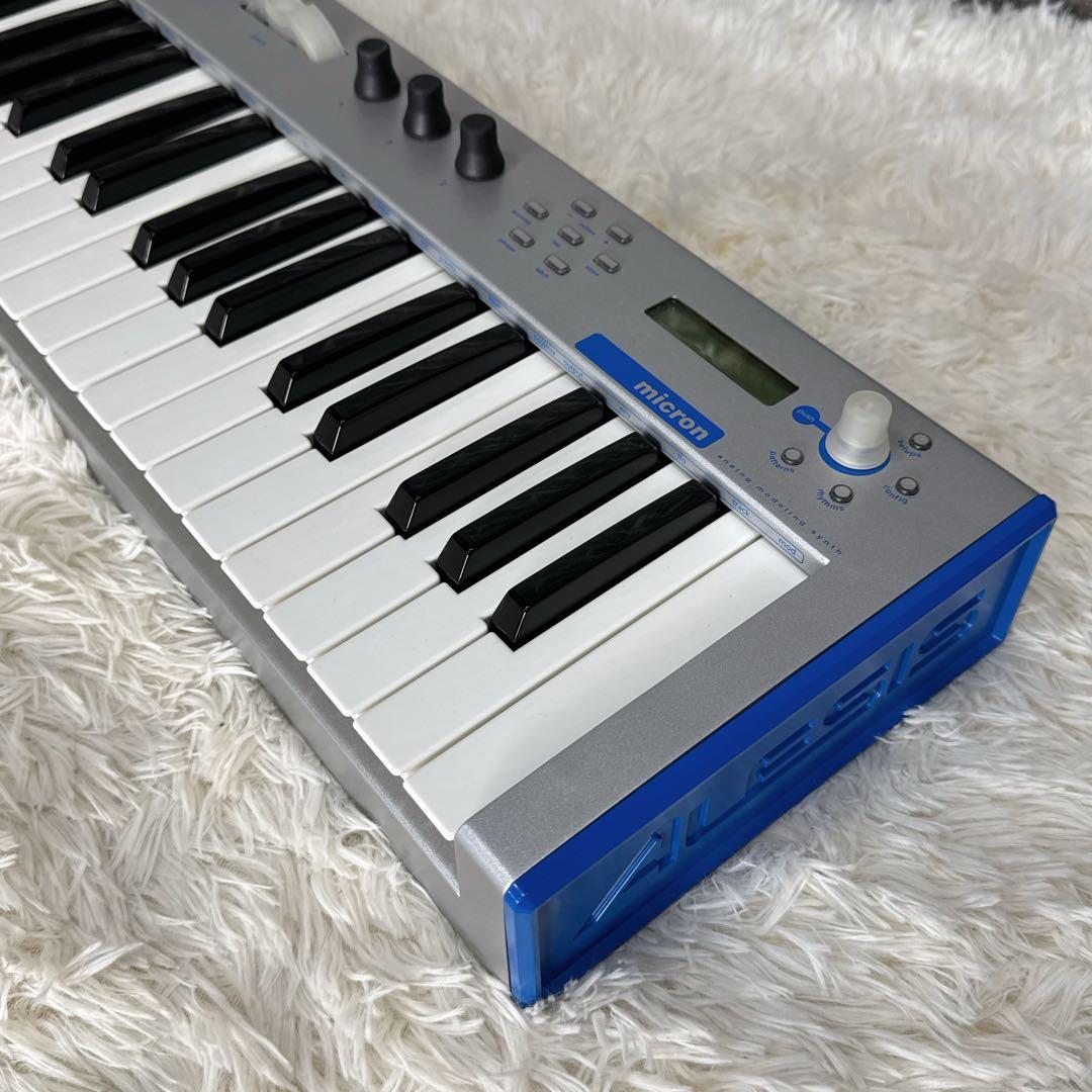 限定カラー！ALESIS MICRON アナログモデリングシンセサイザー ブルー