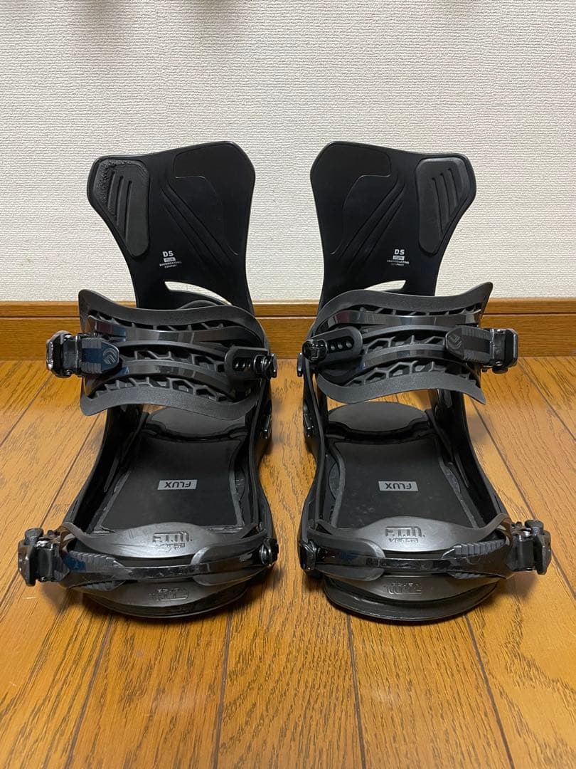 かず★FLUX スノーボードビンディング ブラック