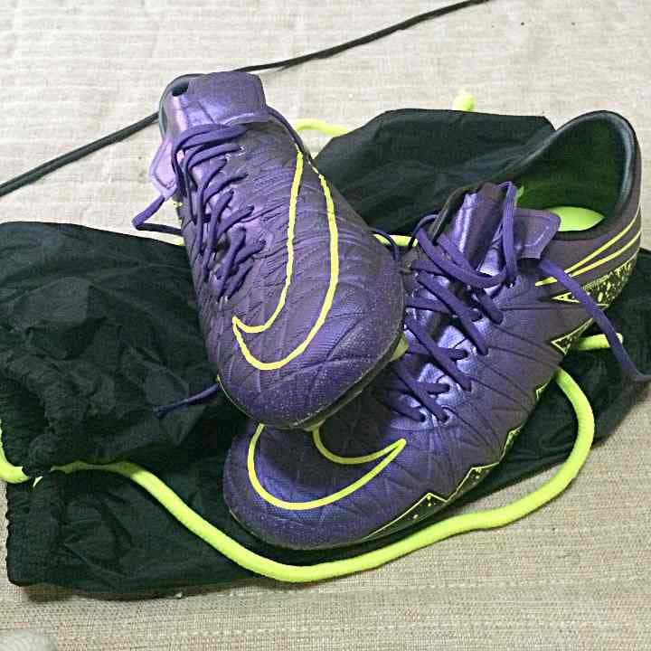 ナイキ スパイク ハイパーヴェノム