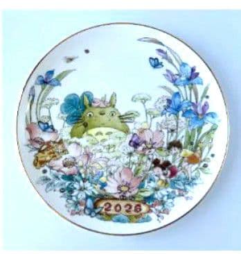 となりのトトロ　イヤリープレート2026年　皿立て付き　Noritake