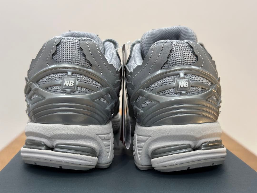 ち*る様 定価以下！New Balance M1906DH 23.0㎝ ニューバ