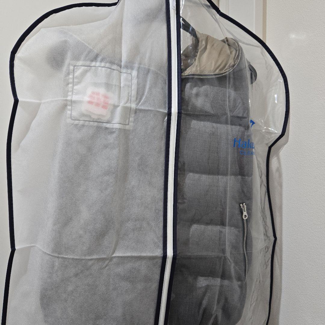 DUVETICA　フード付きダウンベスト　42　Gray　ギャランティカード付